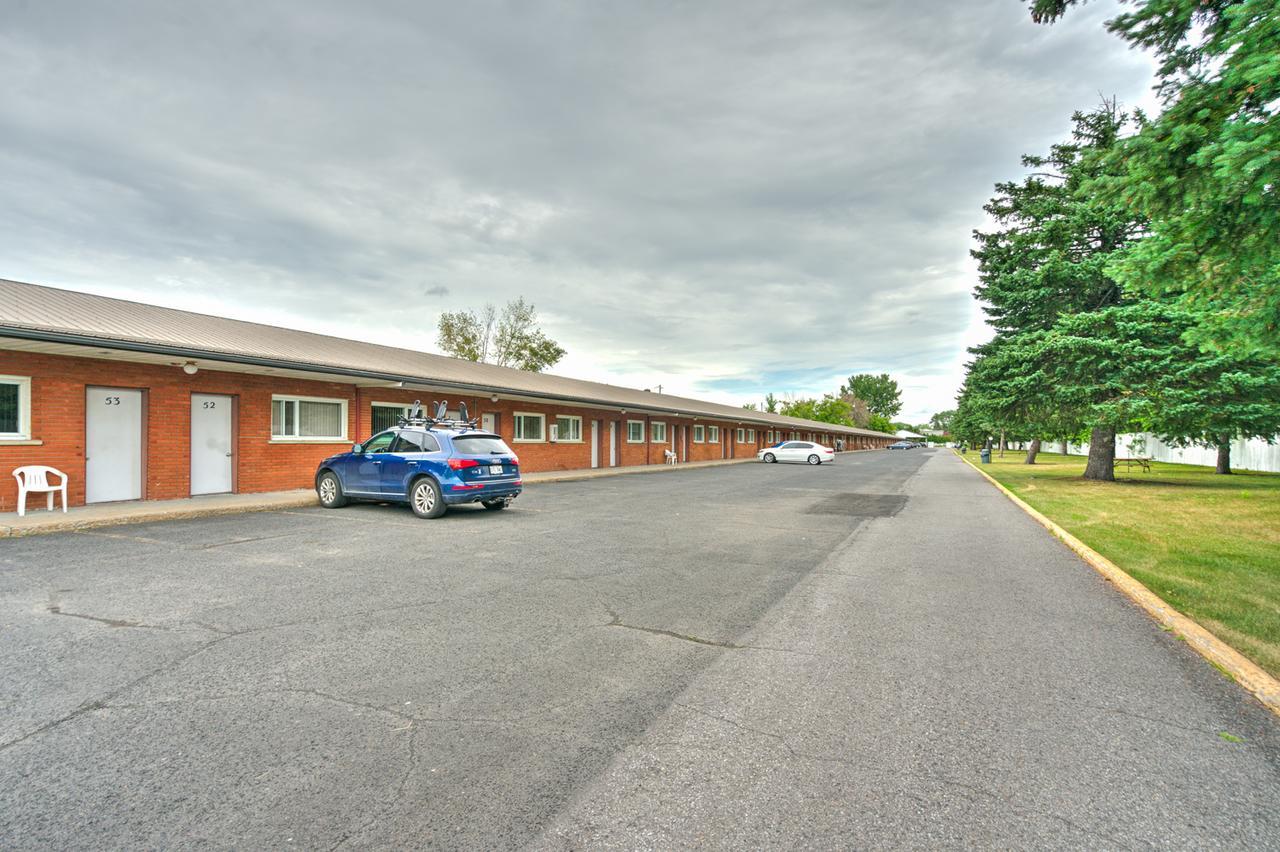 Motel R-100 Longueuil Exterior photo