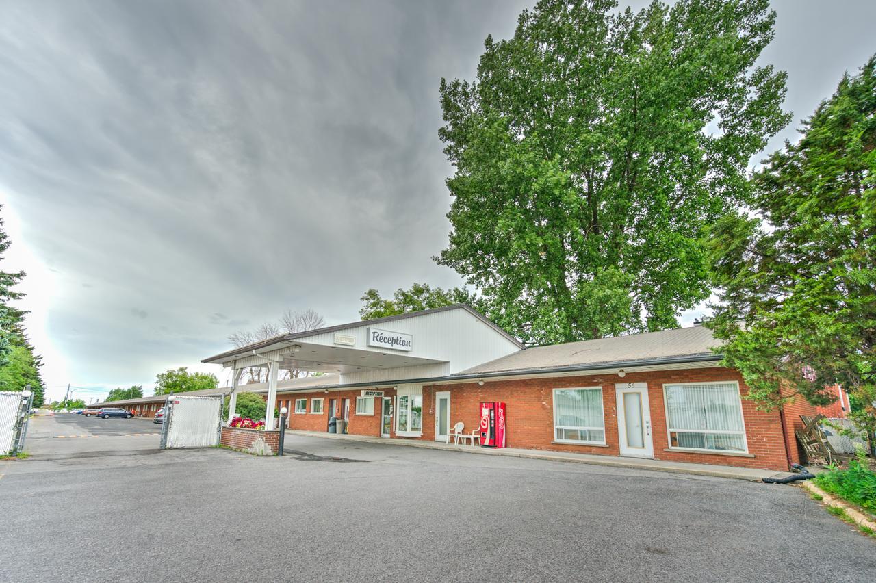 Motel R-100 Longueuil Exterior photo